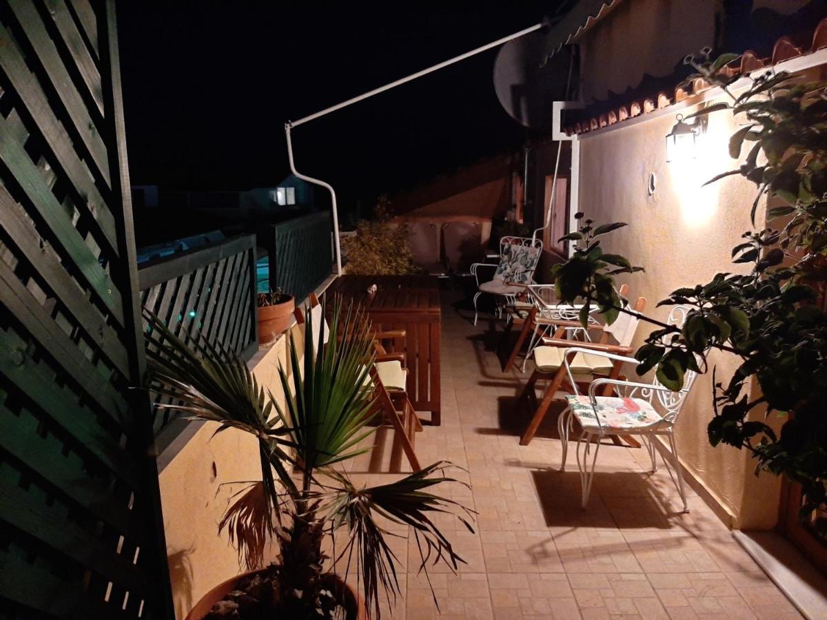 Hotel Flesvos Pefkochori Exterior photo